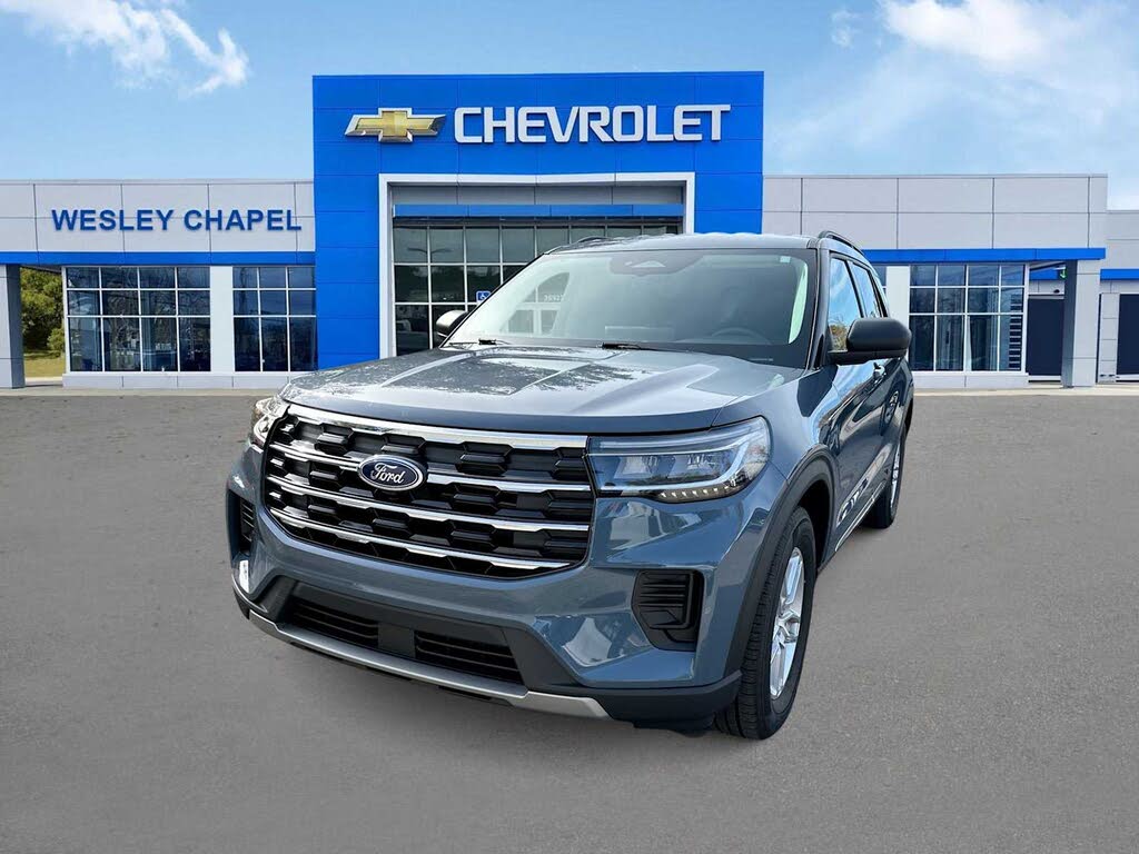 2025 Ford Explorer Active RWD