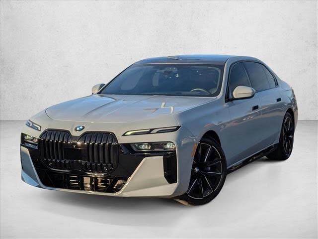 2023 BMW 7 Series 740i RWD