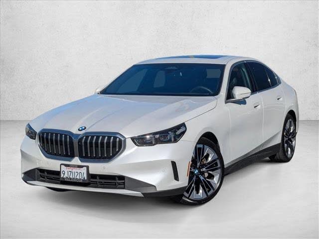 2024 BMW 5 Series 530i RWD