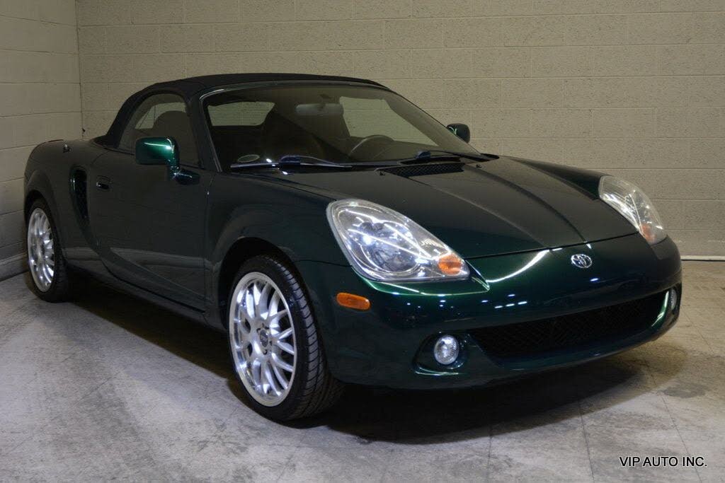 2003 Toyota MR2 Spyder 2 Dr STD Convertible
