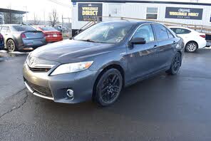 Toyota Camry Hybrid FWD
