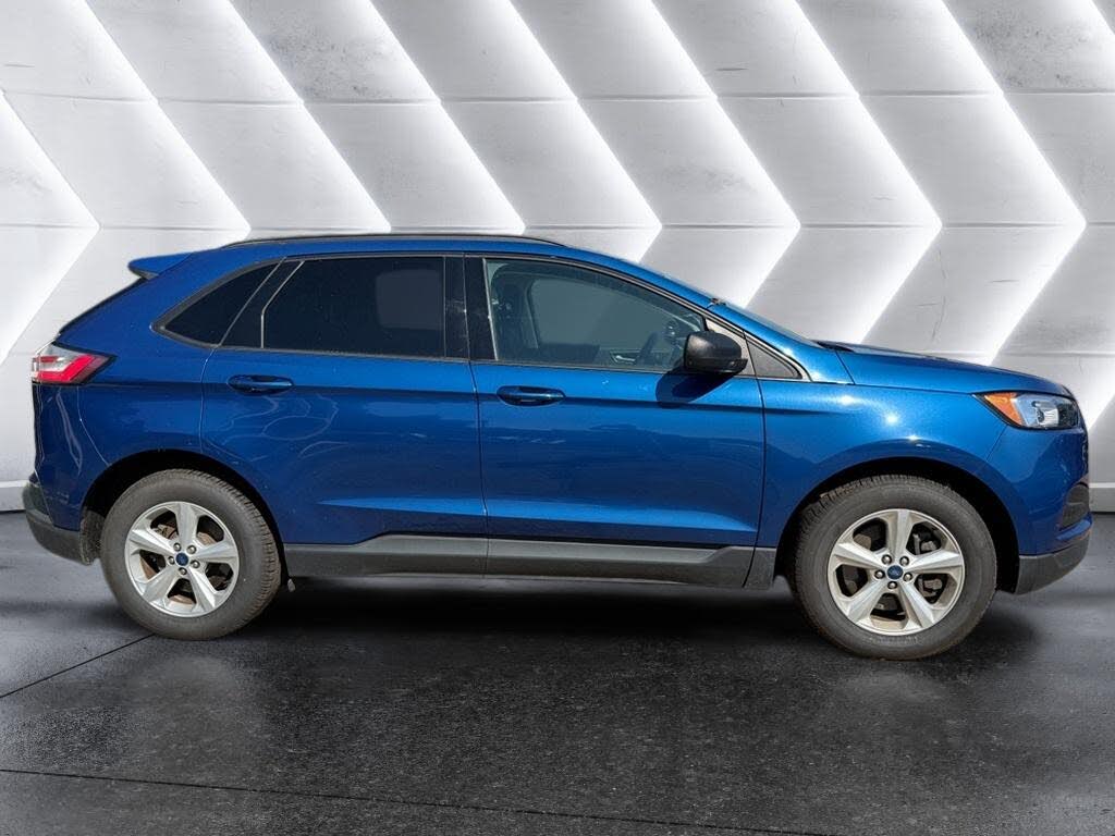 2022 Ford Edge SE AWD