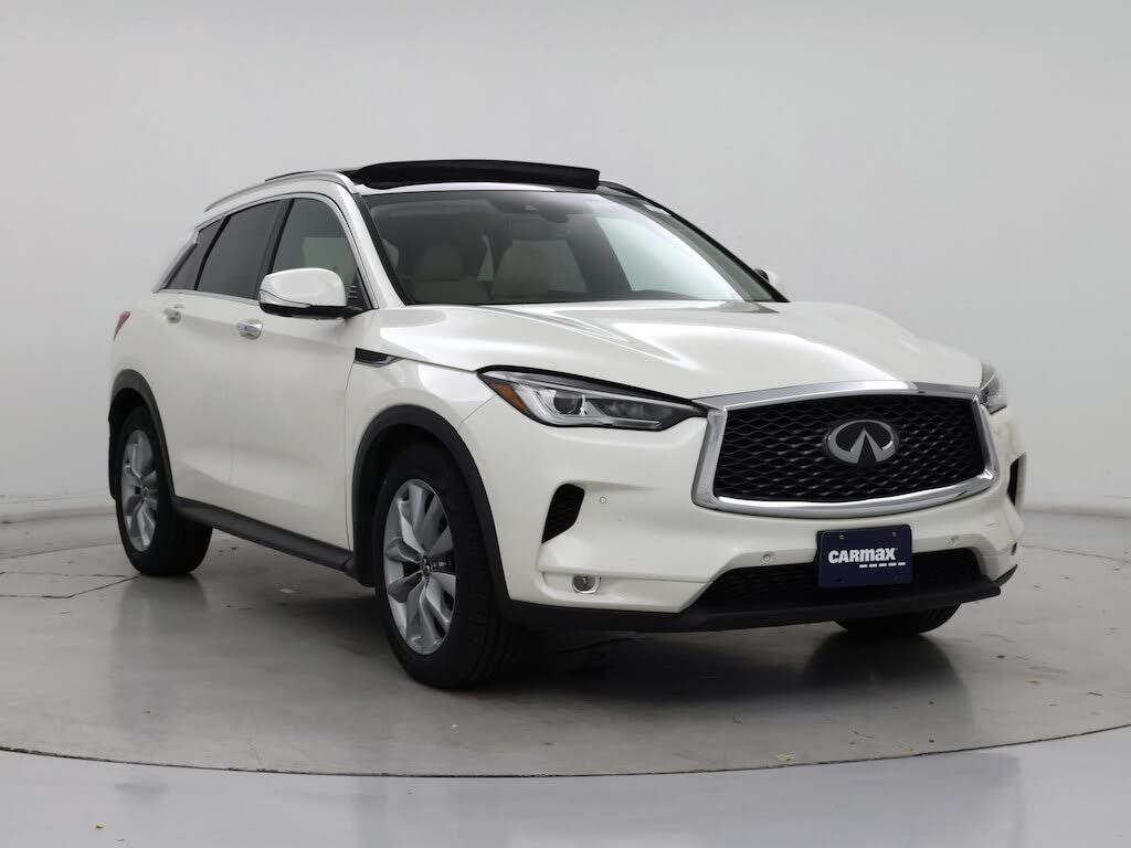 2022 INFINITI QX50 Essential AWD