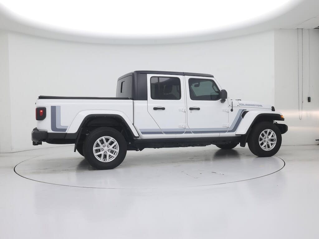 2023 Jeep Gladiator Sport S Crew Cab 4WD
