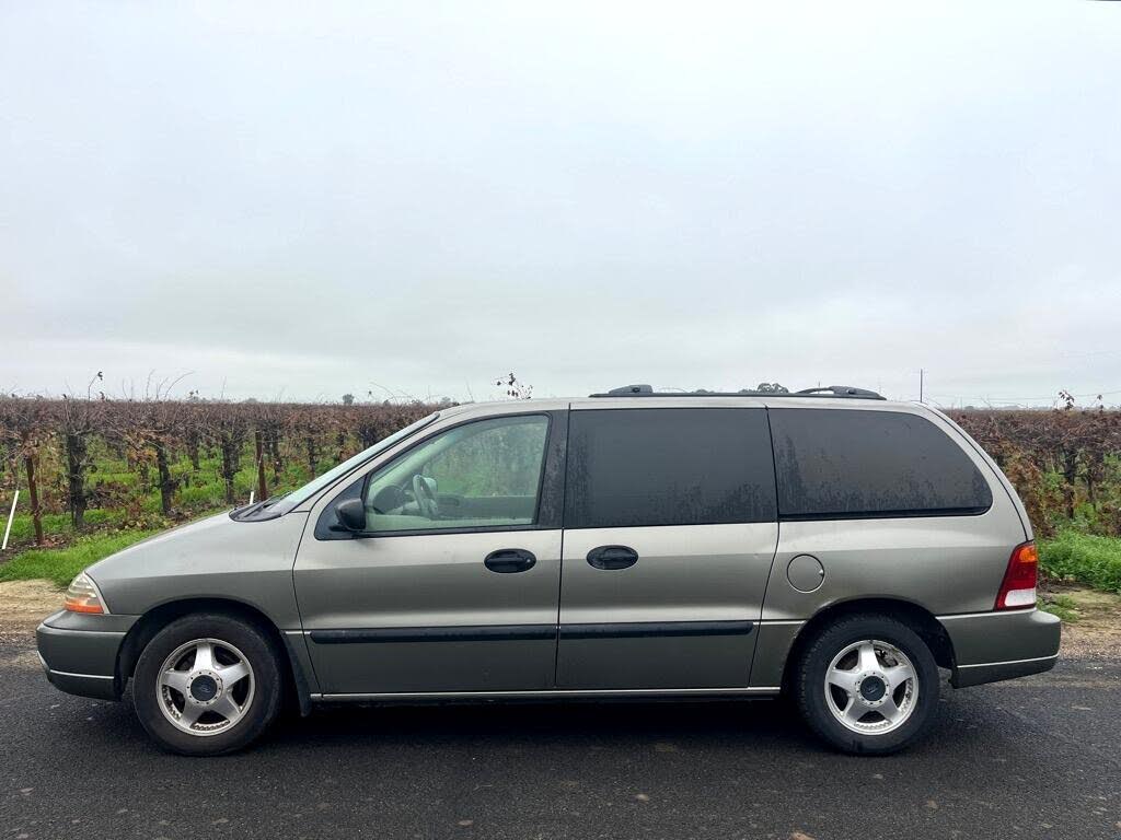 2003 Ford Windstar LX