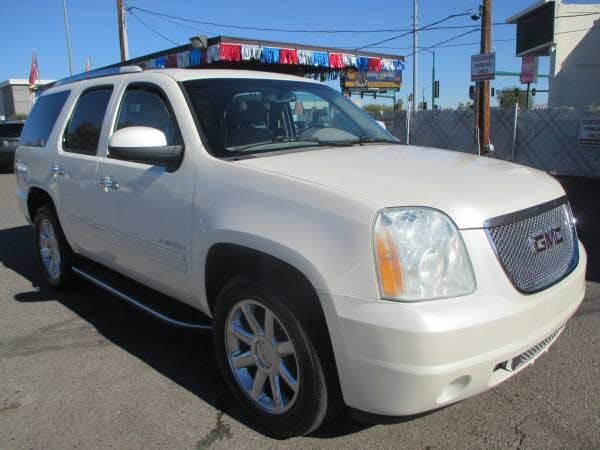 2010 GMC Yukon Denali AWD