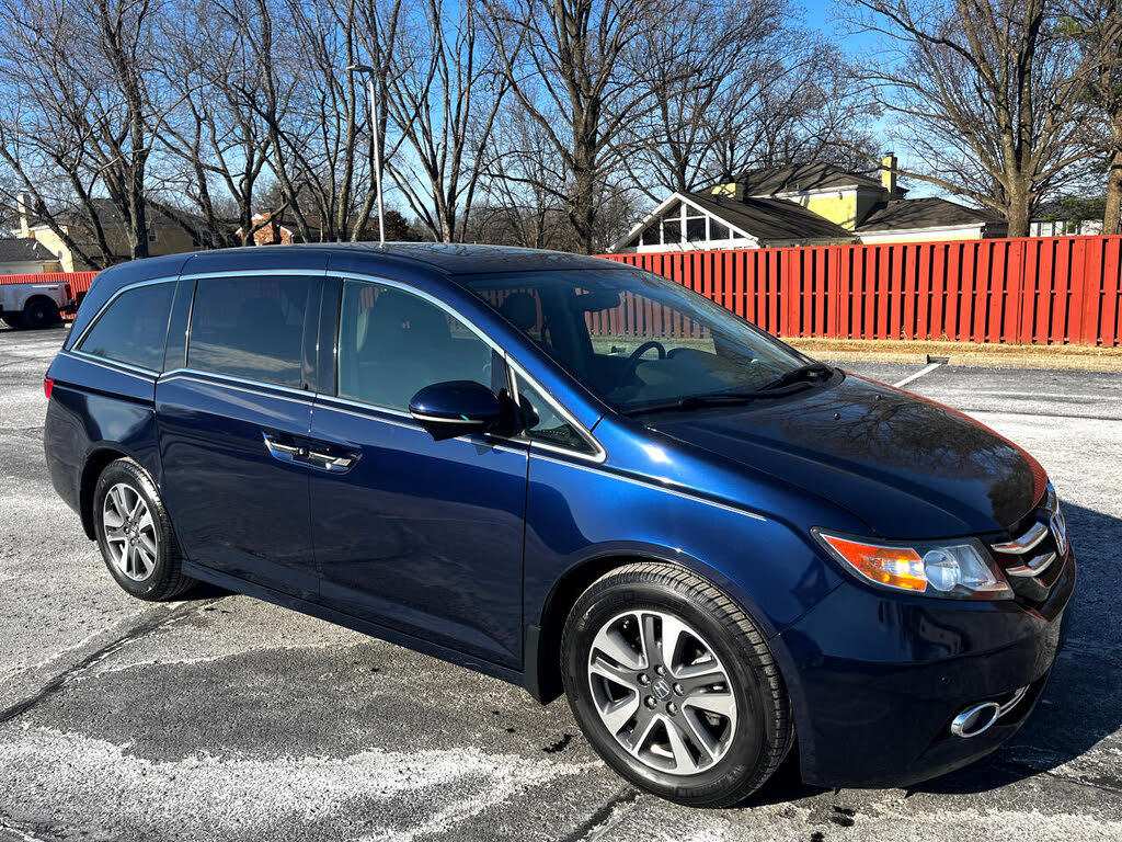 2016 Honda Odyssey Touring FWD
