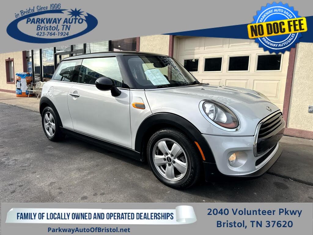 2016 MINI Cooper 2-Door Hatchback FWD