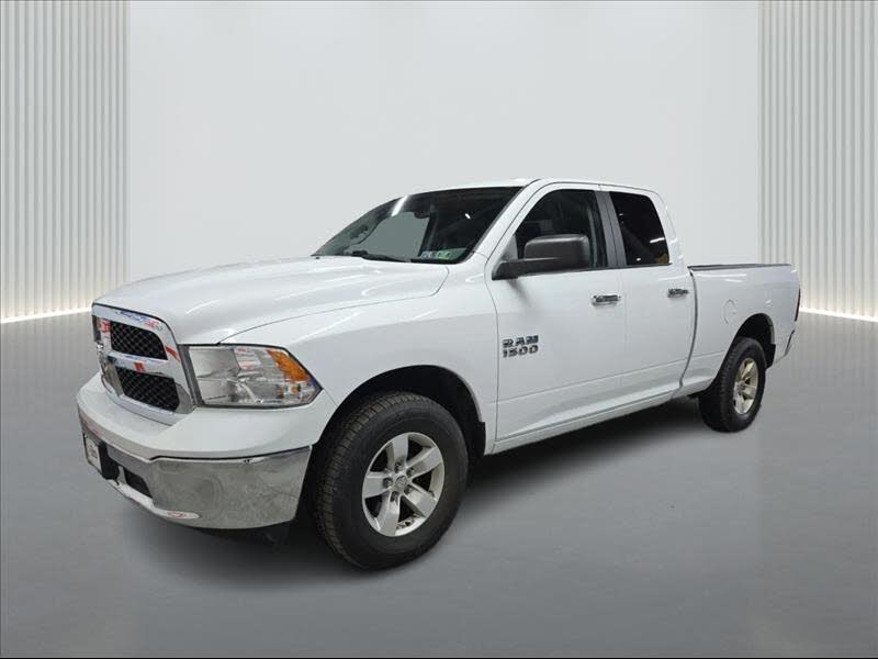 2016 RAM 1500 SLT Quad Cab 4WD