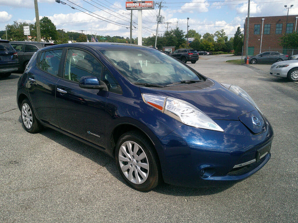 2017 Nissan LEAF S