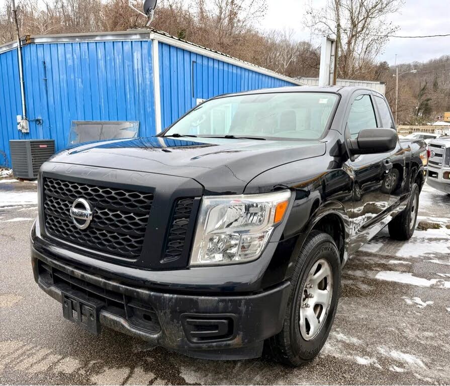 2017 Nissan Titan S King Cab 4WD