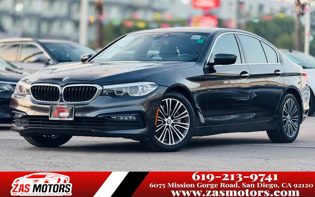 2018 BMW 5 Series 530i Sedan RWD