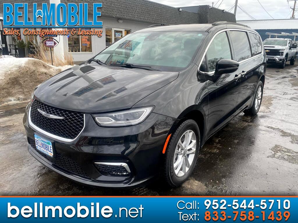 2022 Chrysler Pacifica Touring AWD