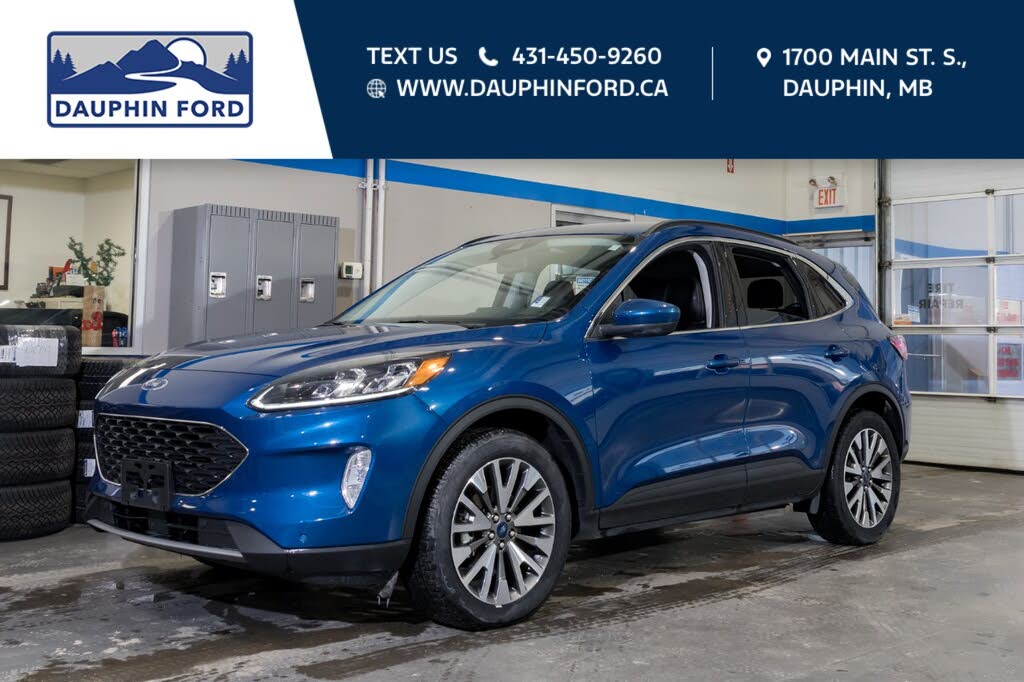 2022 Ford Escape Titanium AWD