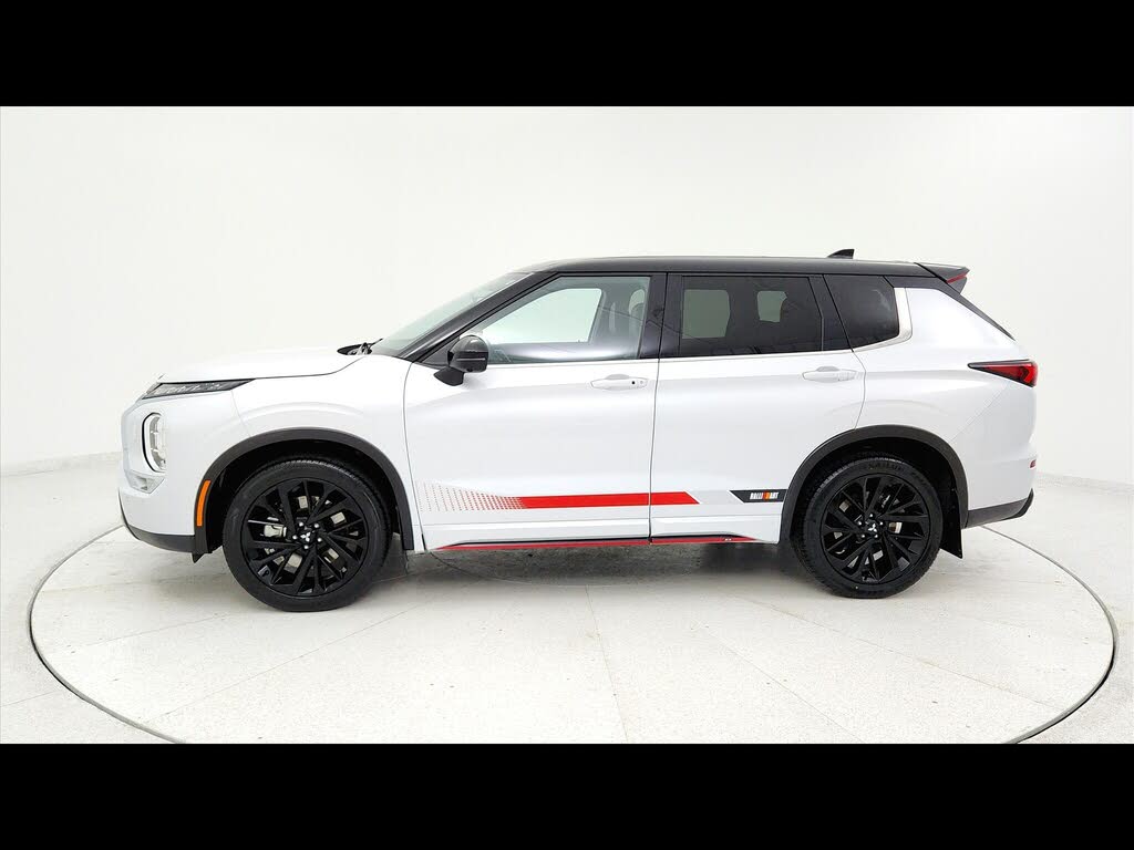 2024 Mitsubishi Outlander