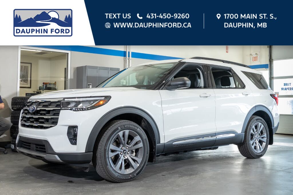 2025 Ford Explorer Active AWD