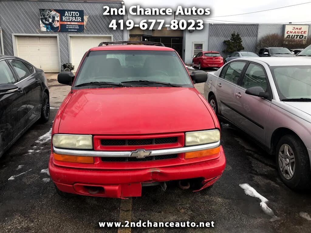 2003 Chevrolet Blazer LS 4-Door 4WD