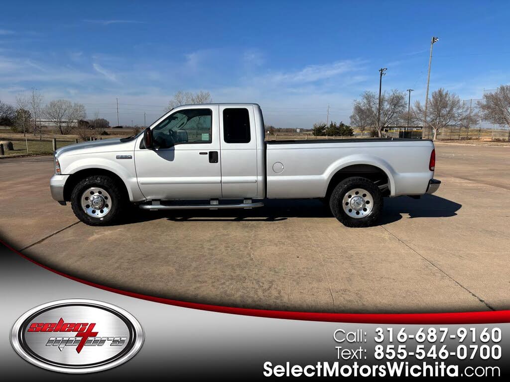 2006 Ford F-250 Super Duty Lariat SuperCab RWD