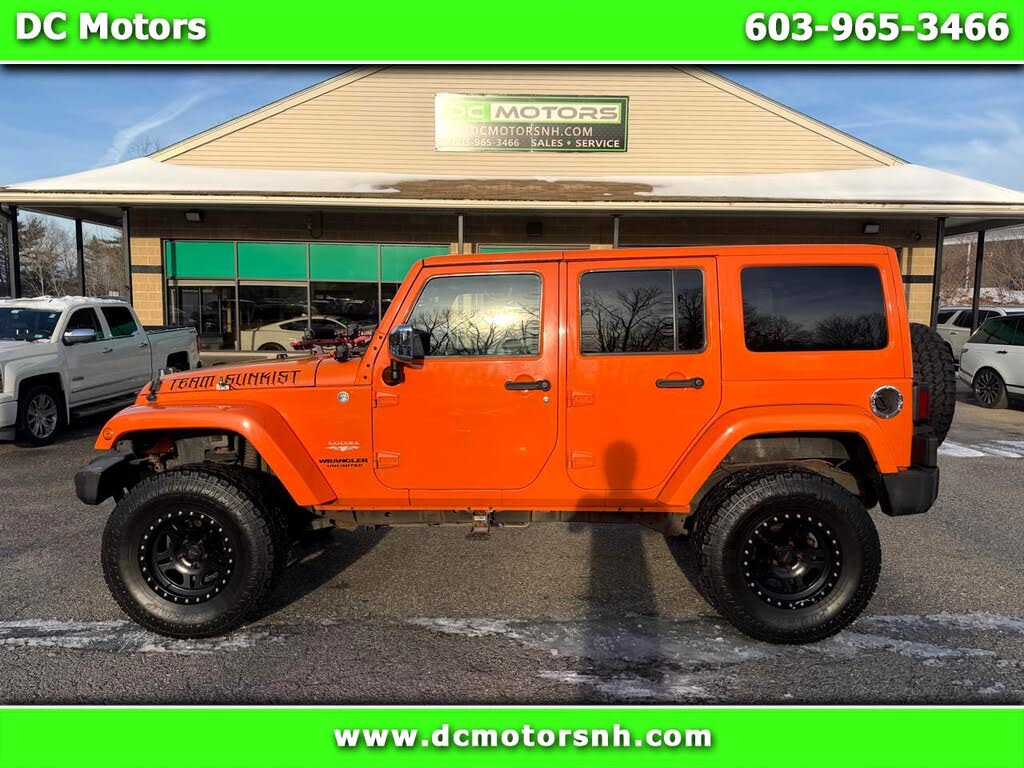 2012 Jeep Wrangler Unlimited Sahara 4WD