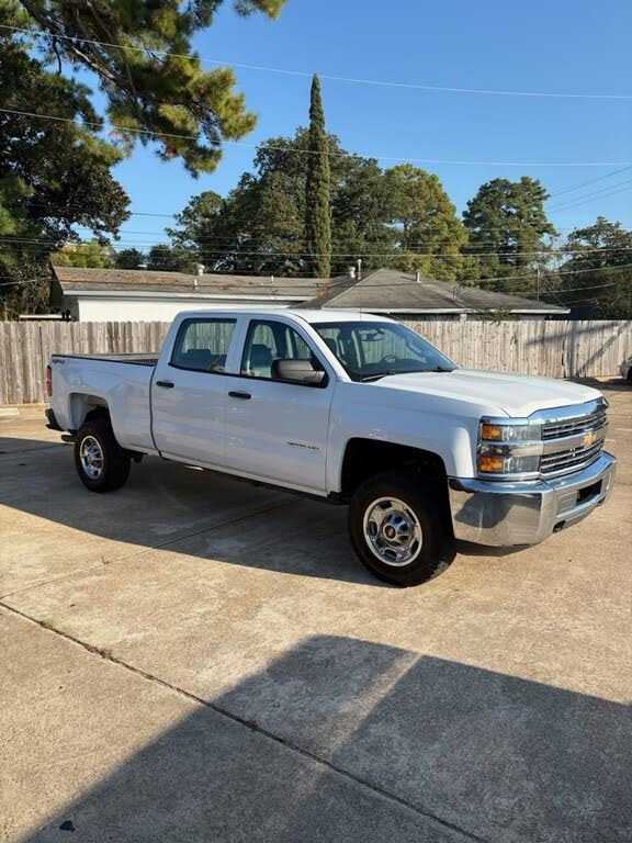 2015 Chevrolet Silverado 2500HD Work Truck Crew Cab 4WD