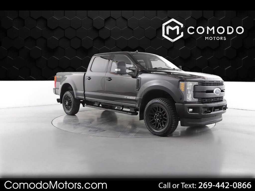 2019 Ford F-250 Super Duty Lariat Crew Cab 4WD