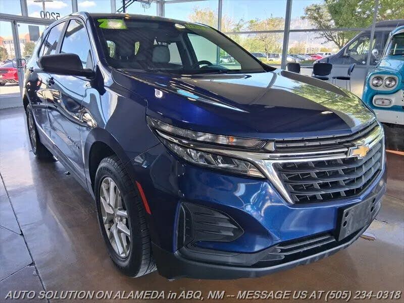 2022 Chevrolet Equinox LS AWD with 1FL