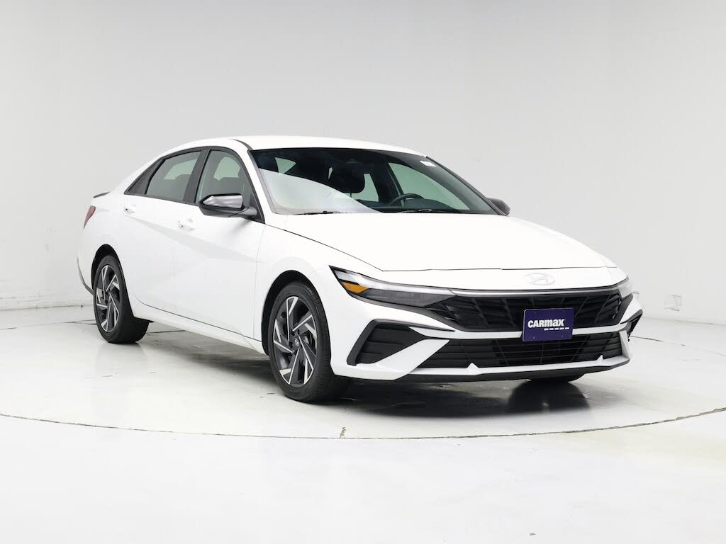 2025 Hyundai Elantra SEL Sport FWD