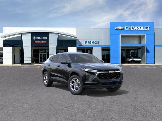 2026 Chevrolet Trax LS FWD
