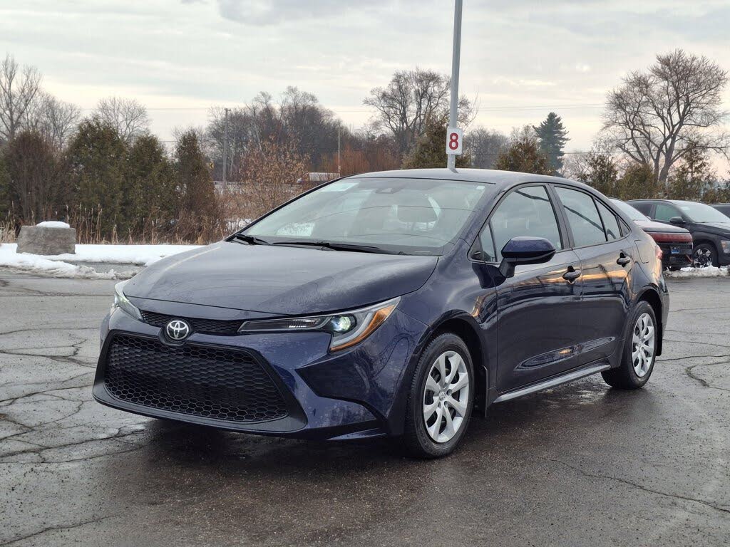 2022 Toyota Corolla LE FWD