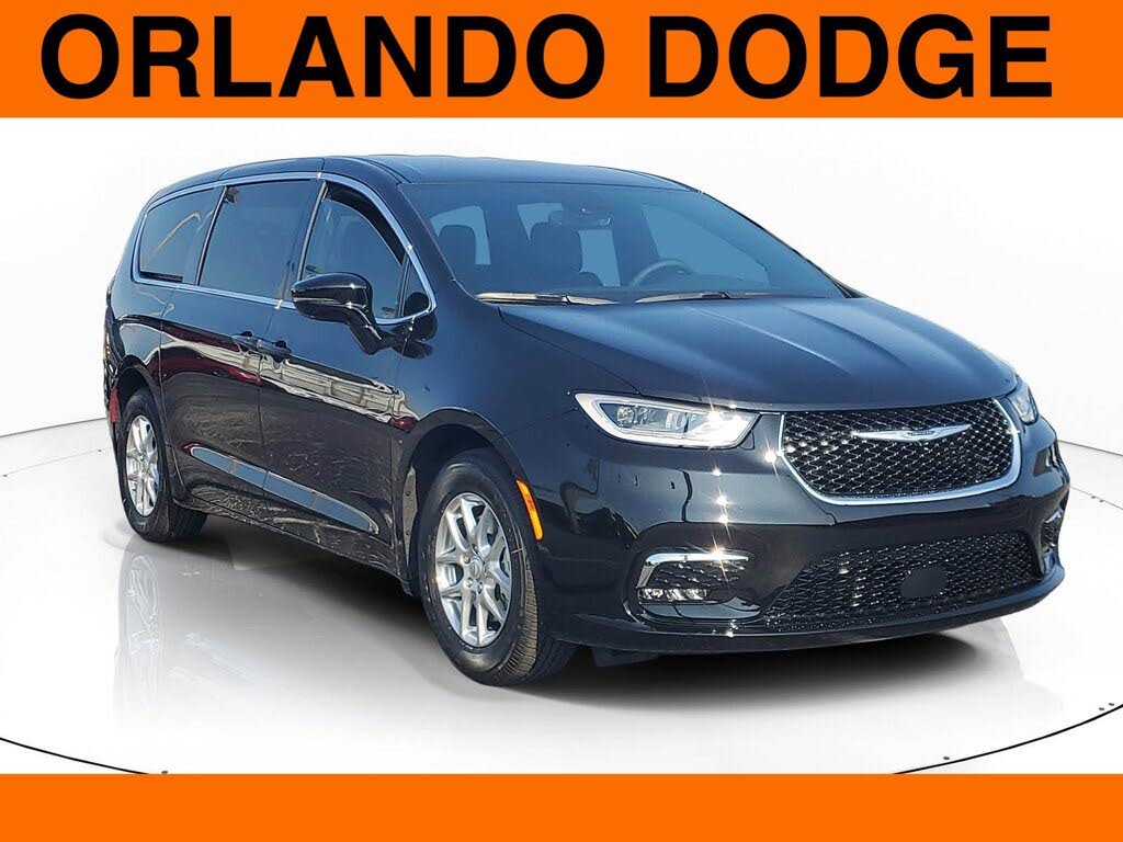 2026 Chrysler Pacifica Select FWD