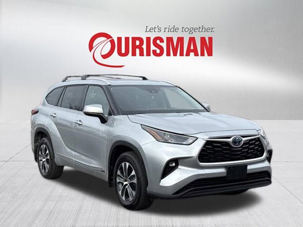 2022 Toyota Highlander Hybrid XLE AWD