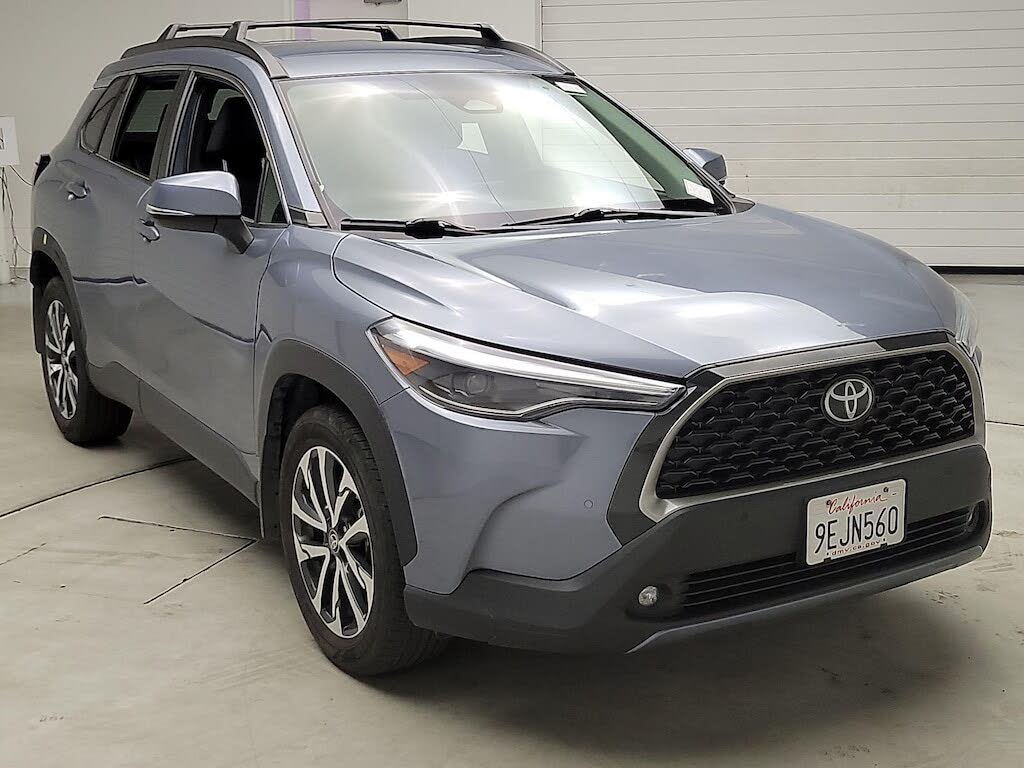 2023 Toyota Corolla Cross XLE AWD