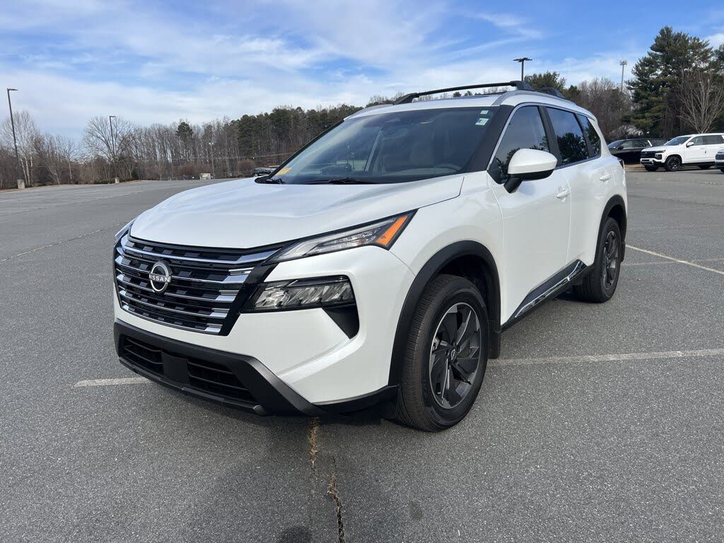 2025 Nissan Rogue SV FWD