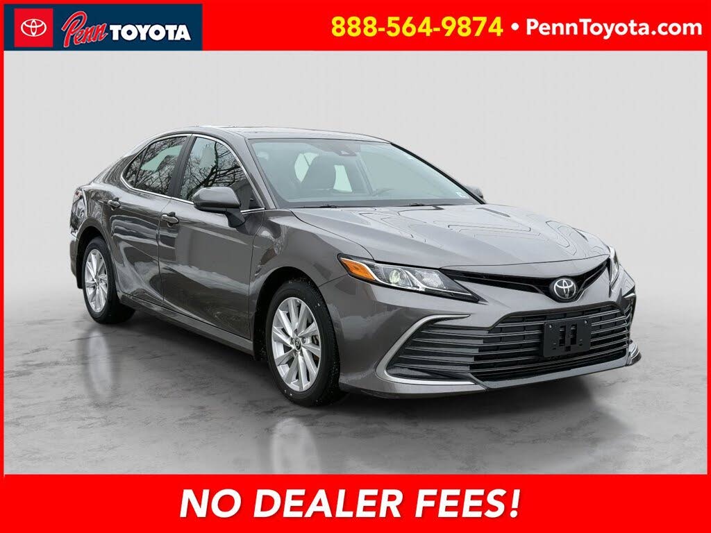 2024 Toyota Camry LE FWD