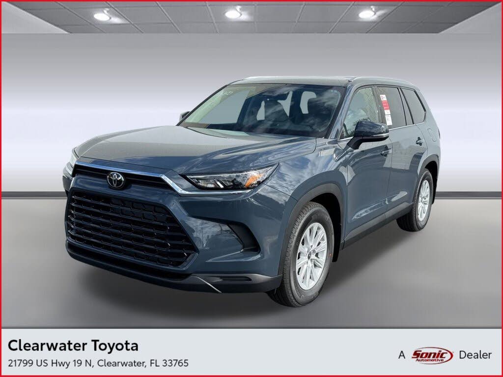 2026 Toyota Grand Highlander LE FWD