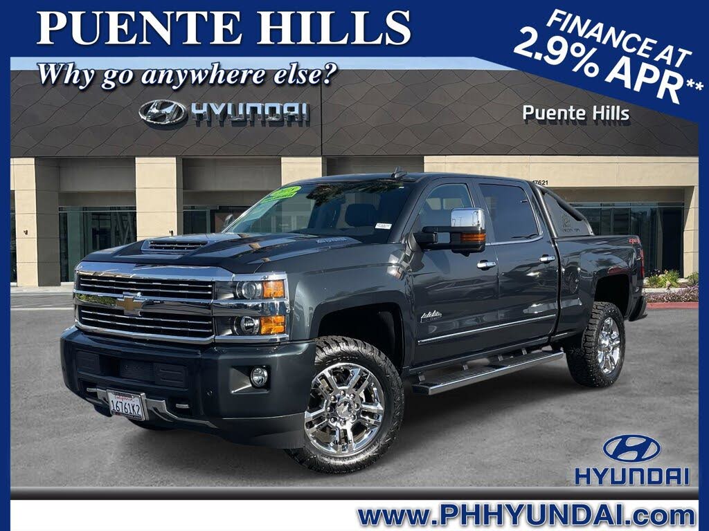 2018 Chevrolet Silverado 2500HD High Country Crew Cab 4WD