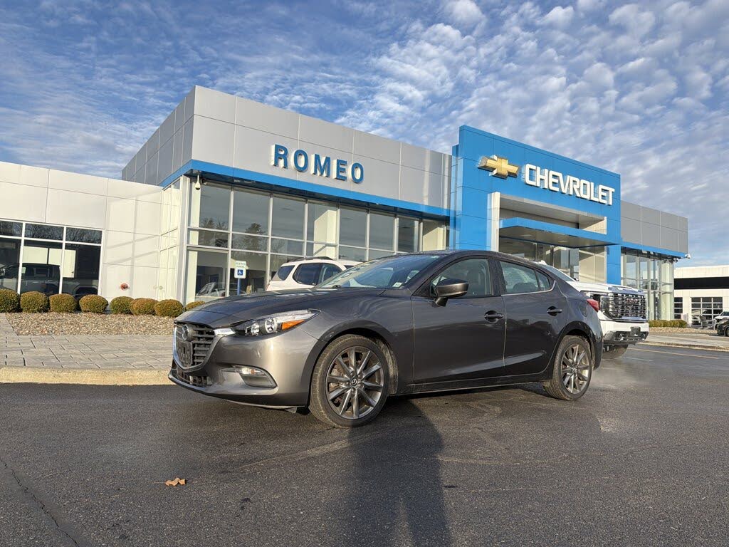 2018 Mazda MAZDA3 Touring