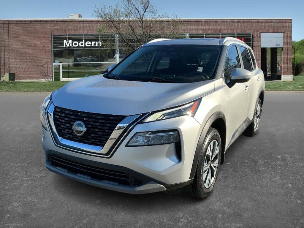 2022 Nissan Rogue SV FWD
