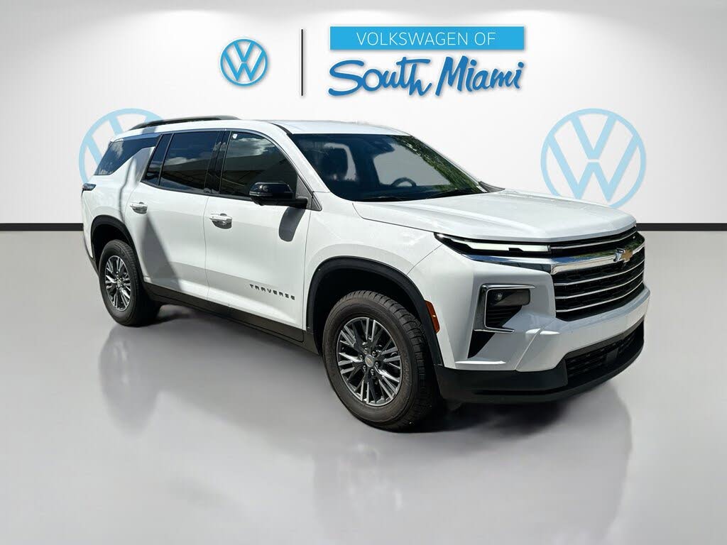 2024 Chevrolet Traverse LT FWD