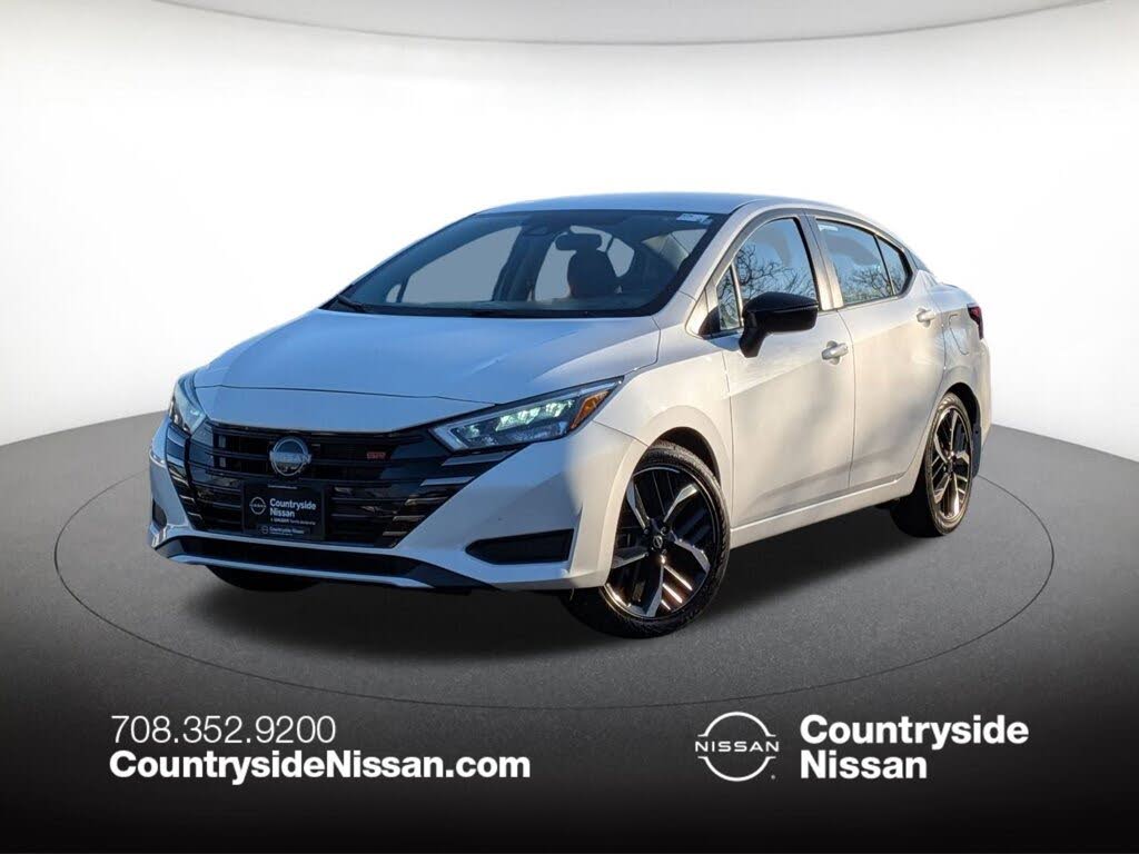 2024 Nissan Versa SR FWD