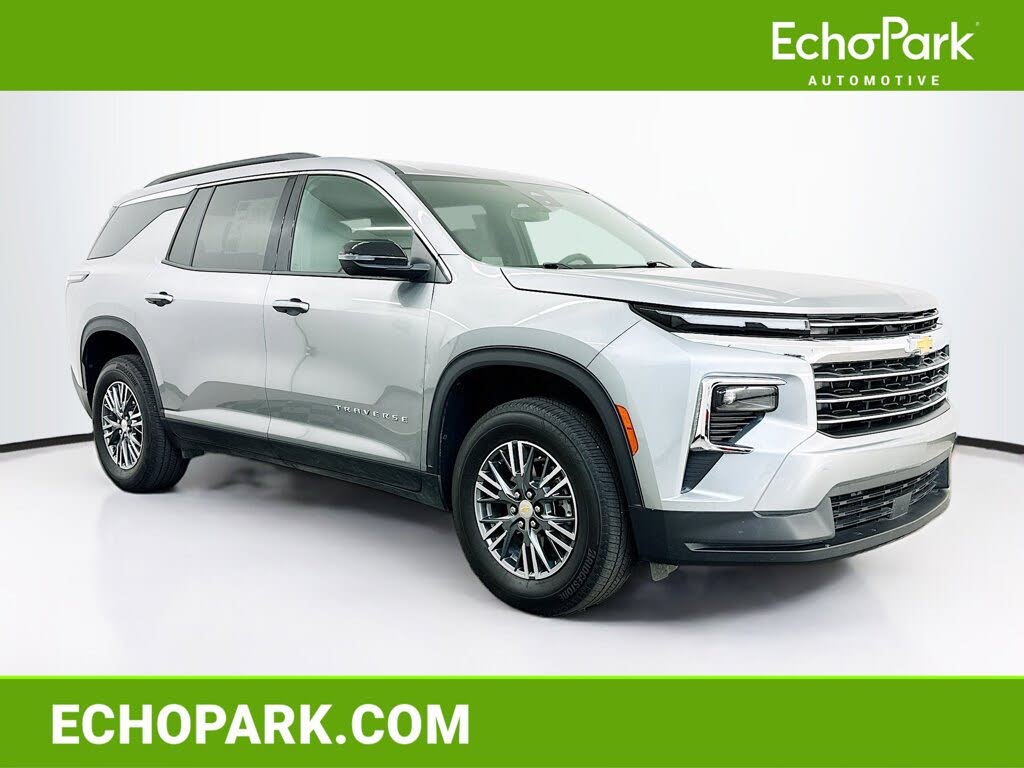 2025 Chevrolet Traverse LT AWD