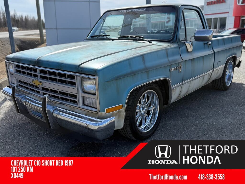 1987 Chevrolet R/V 10 RWD