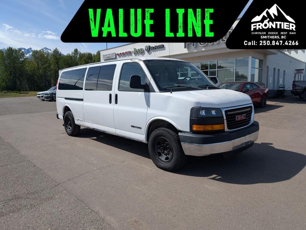 2005 GMC Savana 3500 Passenger Van