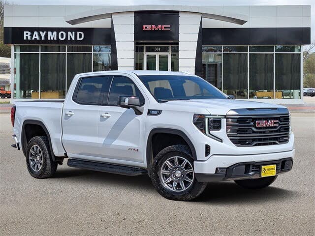 2024 GMC Sierra 1500 AT4 Crew Cab 4WD