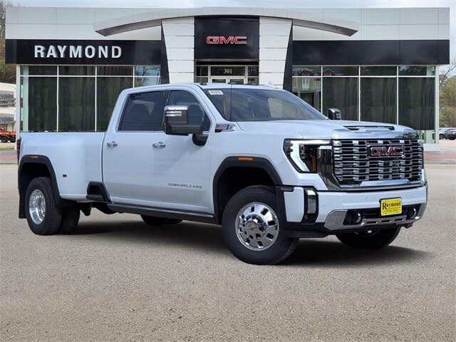 2026 GMC Sierra 3500HD Denali Crew Cab 4WD