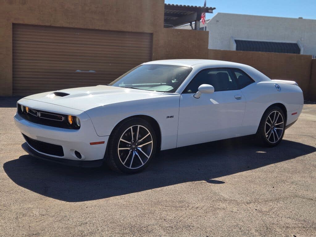 2023 Dodge Challenger R/T RWD