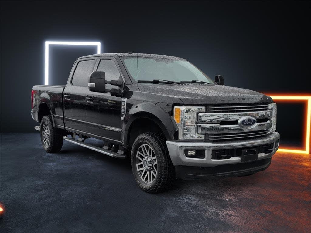 2017 Ford F-250 Super Duty Lariat Crew Cab 4WD