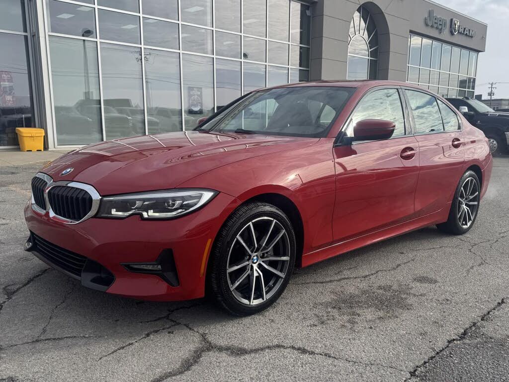 BMW 3 Series 330i xDrive AWD 2021