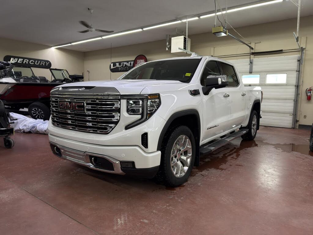 2023 GMC Sierra 1500 Denali Crew Cab 4WD