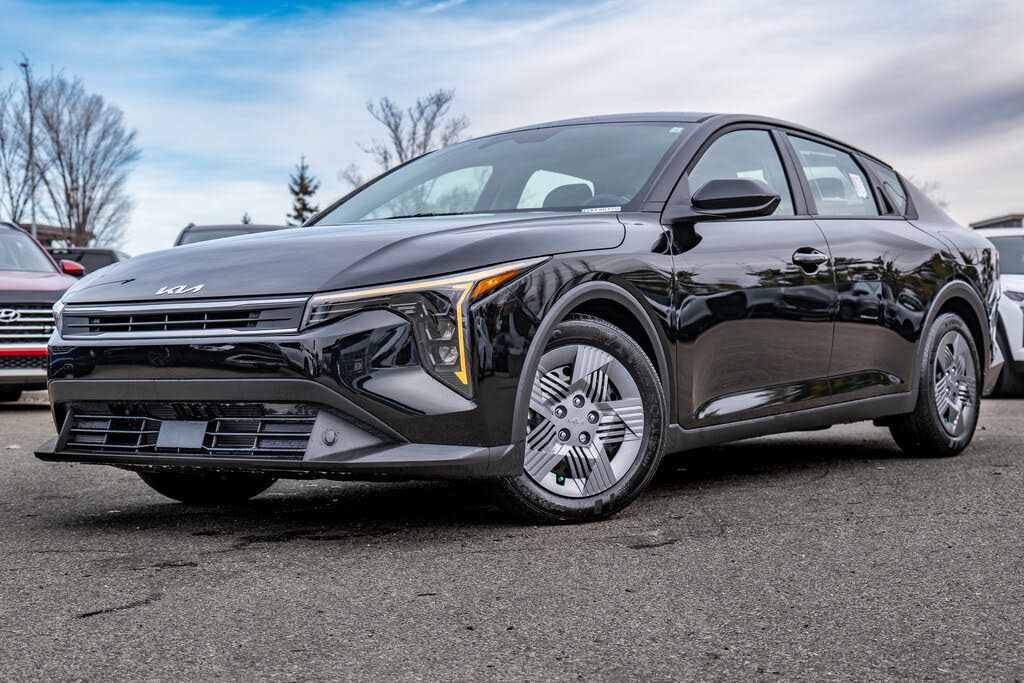 2025 Kia K4 LX FWD